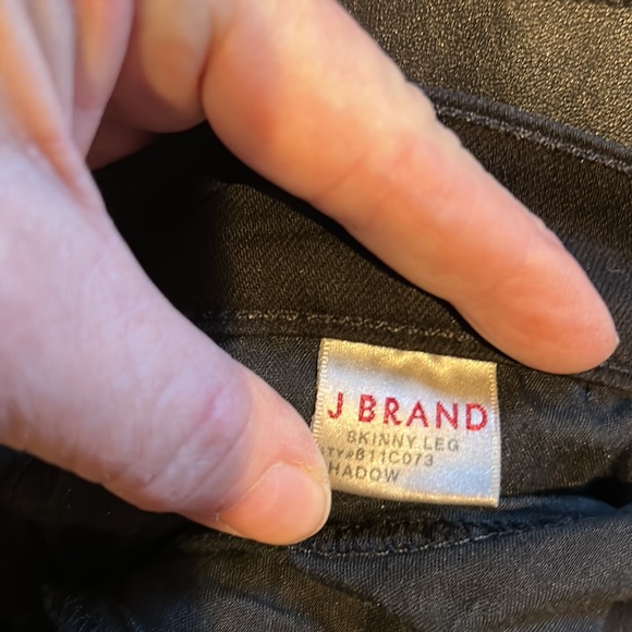 J brand skinny black jean - Picture 3 of 6